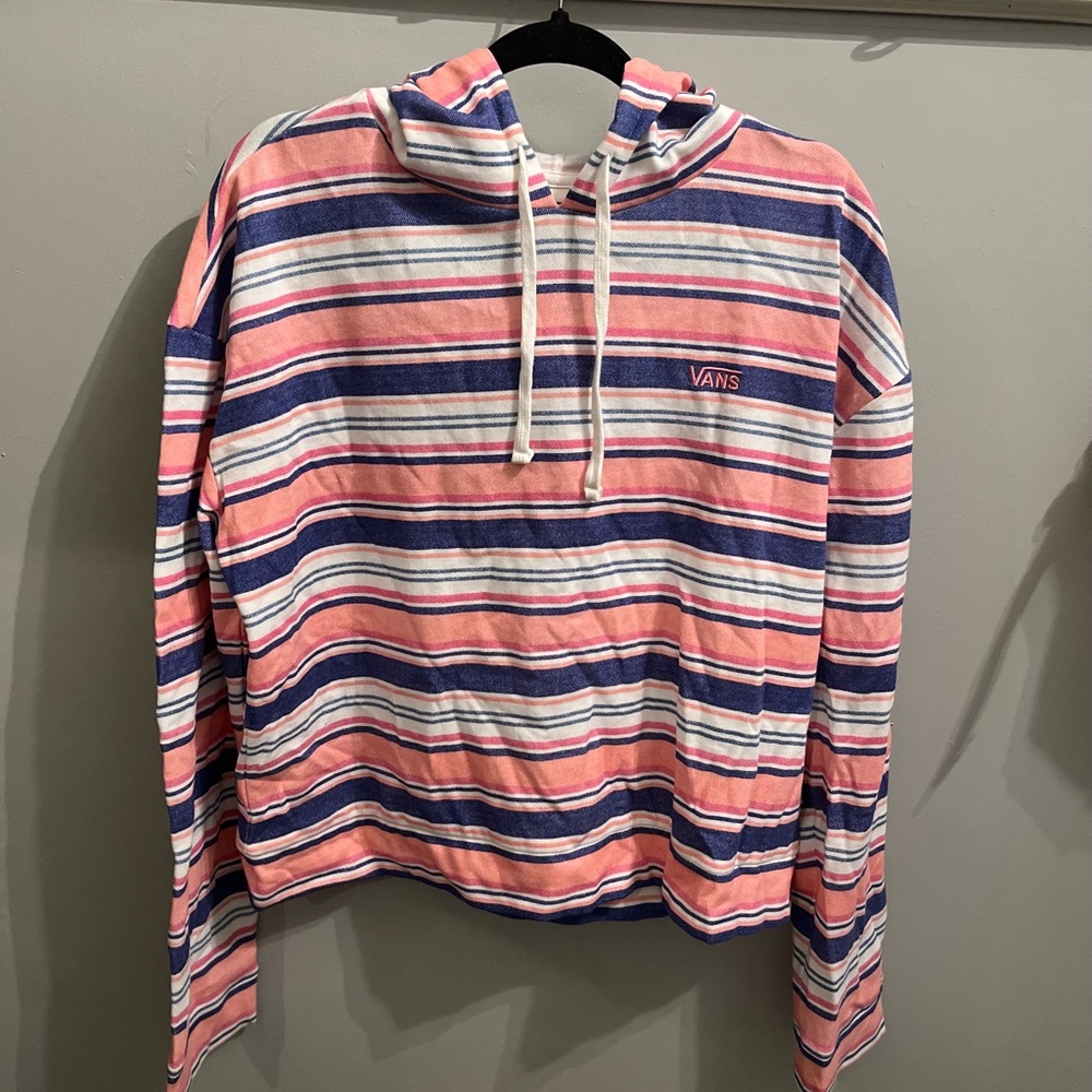 Cans long sleeved slightly cropped hooded shirt